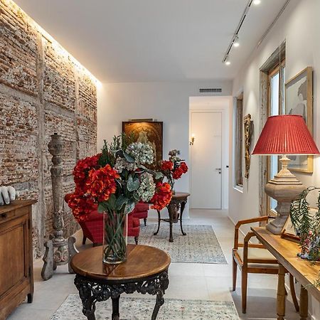 Queens House Chueca Madryt Zewnętrze zdjęcie