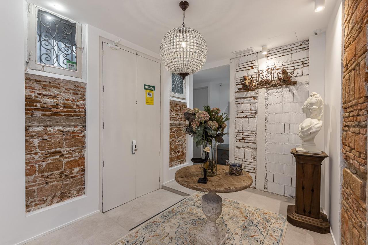 Queens House Chueca Madryt Zewnętrze zdjęcie